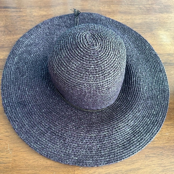 Tommy Bahama Summer Straw Floppy Hat - Picture 8 of 9